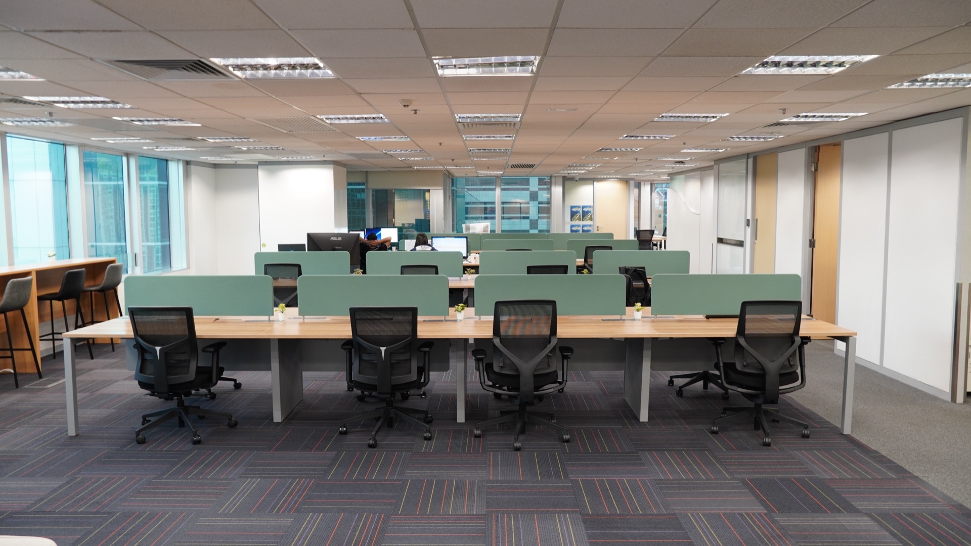 Base dedicated desk in Hong Kong
